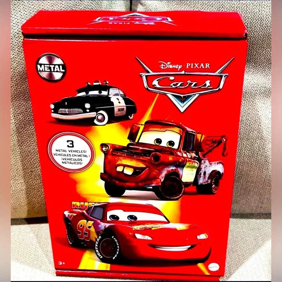 Disney Other - Lighting McQueen 3 metal cars includes Lighting McQueen NEW